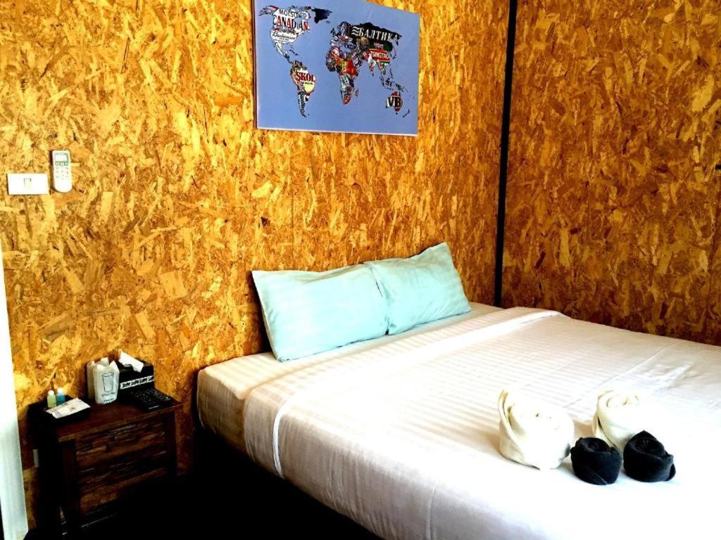 Aenguy Hostel Sukhothai Eksteriør billede