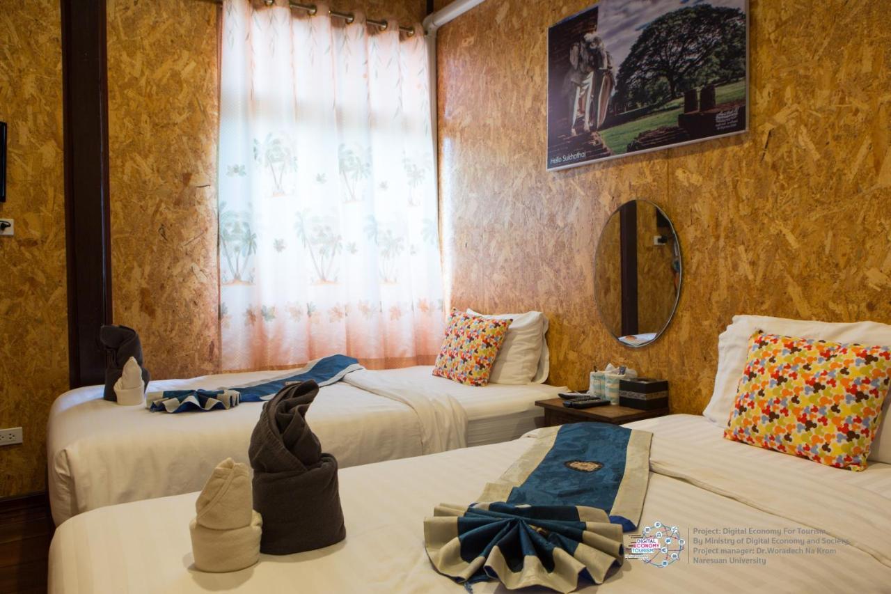 Aenguy Hostel Sukhothai Eksteriør billede