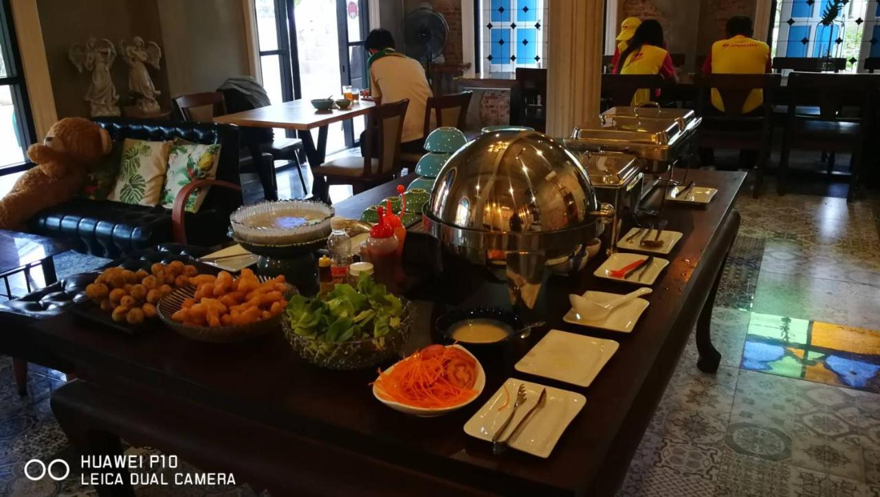 Aenguy Hostel Sukhothai Eksteriør billede